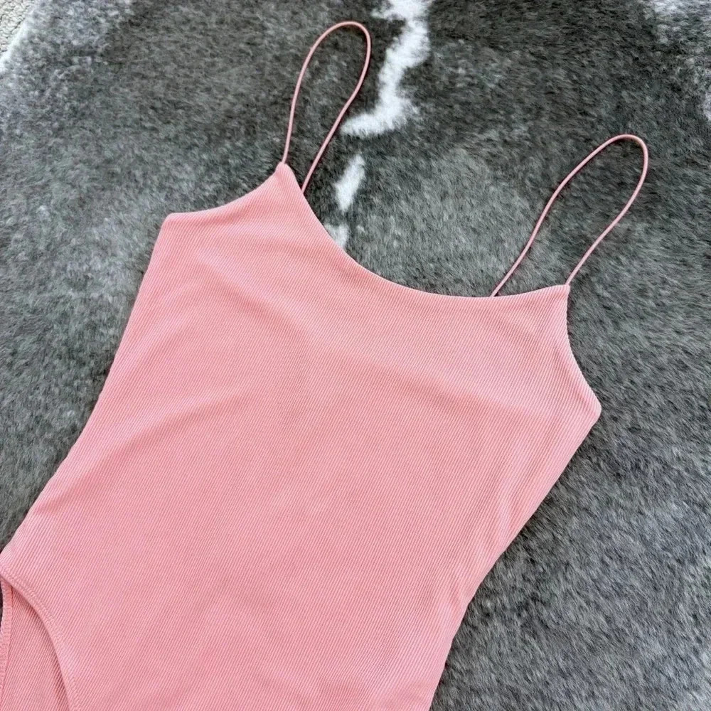 NWT F21 Ribbed Bodysuit - Picture 3 of 11